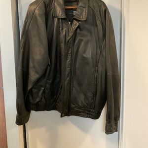Men’s Leather bomber jacket